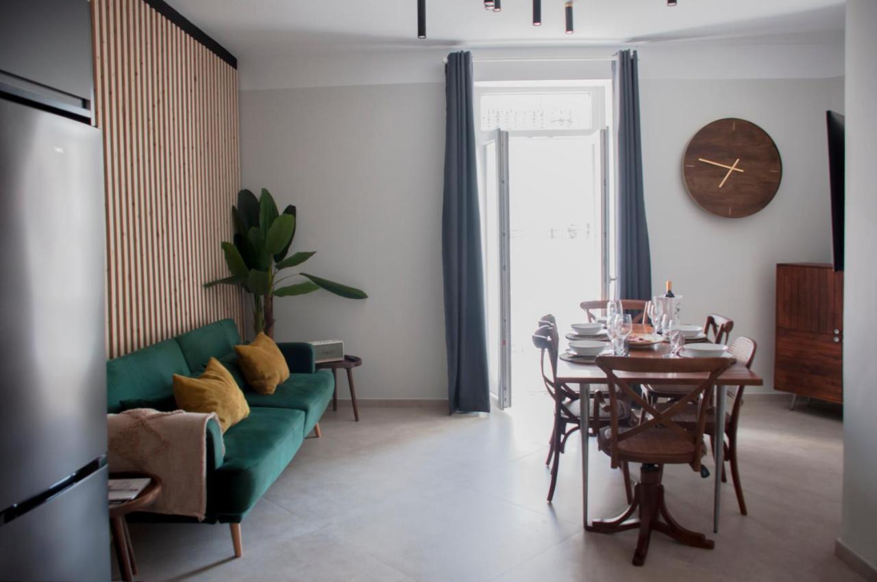 Valencia Apartamentos Goya Bagian luar foto