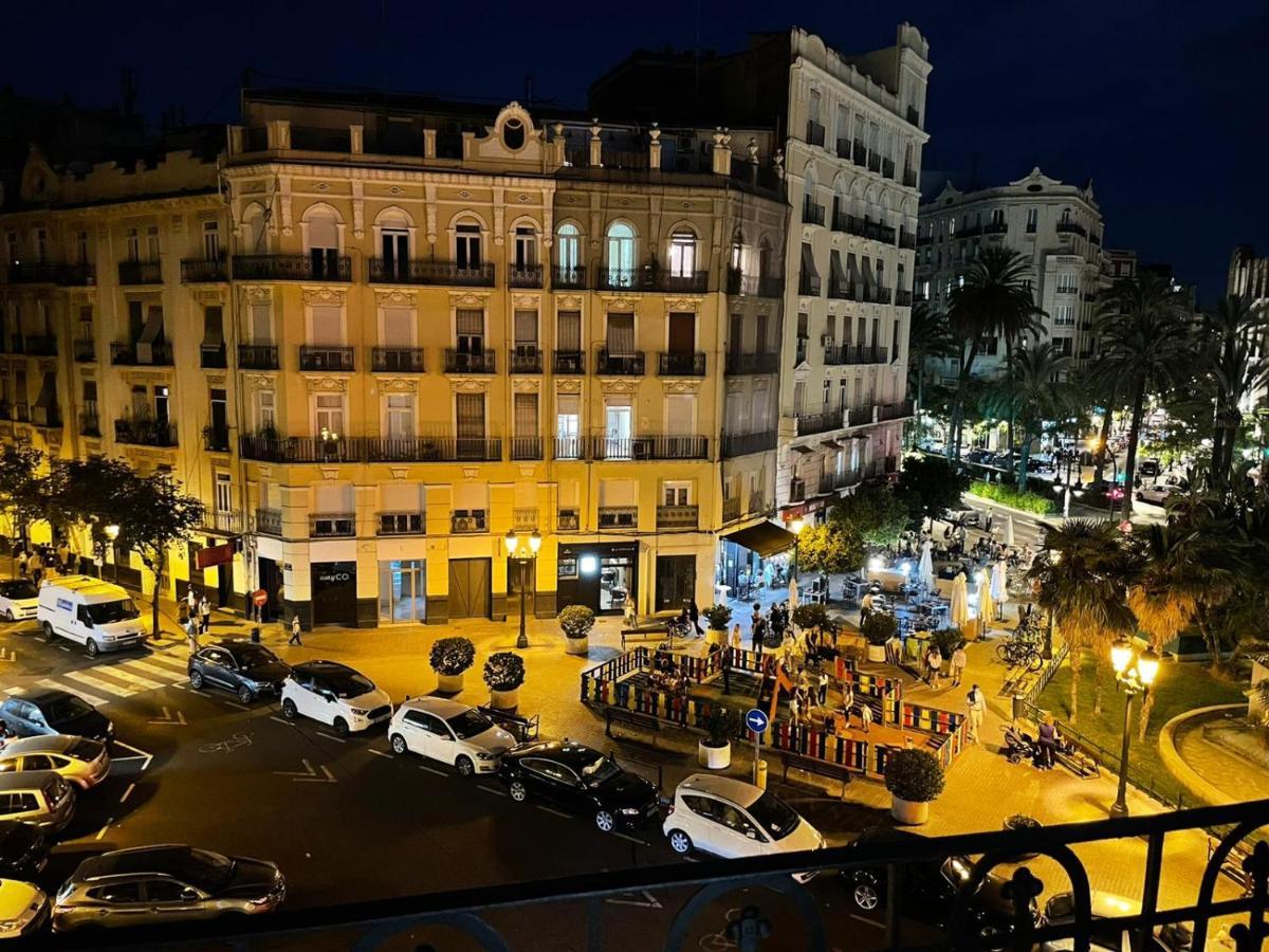 Valencia Apartamentos Goya Bagian luar foto
