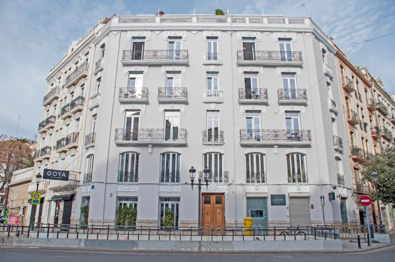 Valencia Apartamentos Goya Bagian luar foto