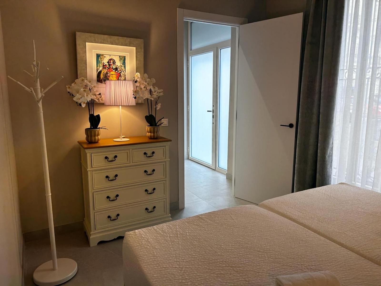 Valencia Apartamentos Goya Bagian luar foto