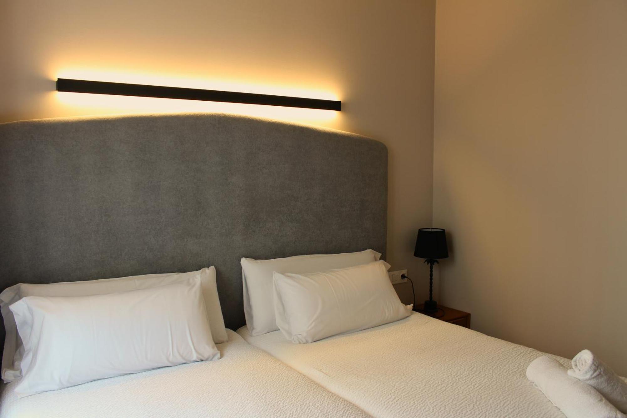Valencia Apartamentos Goya Bagian luar foto