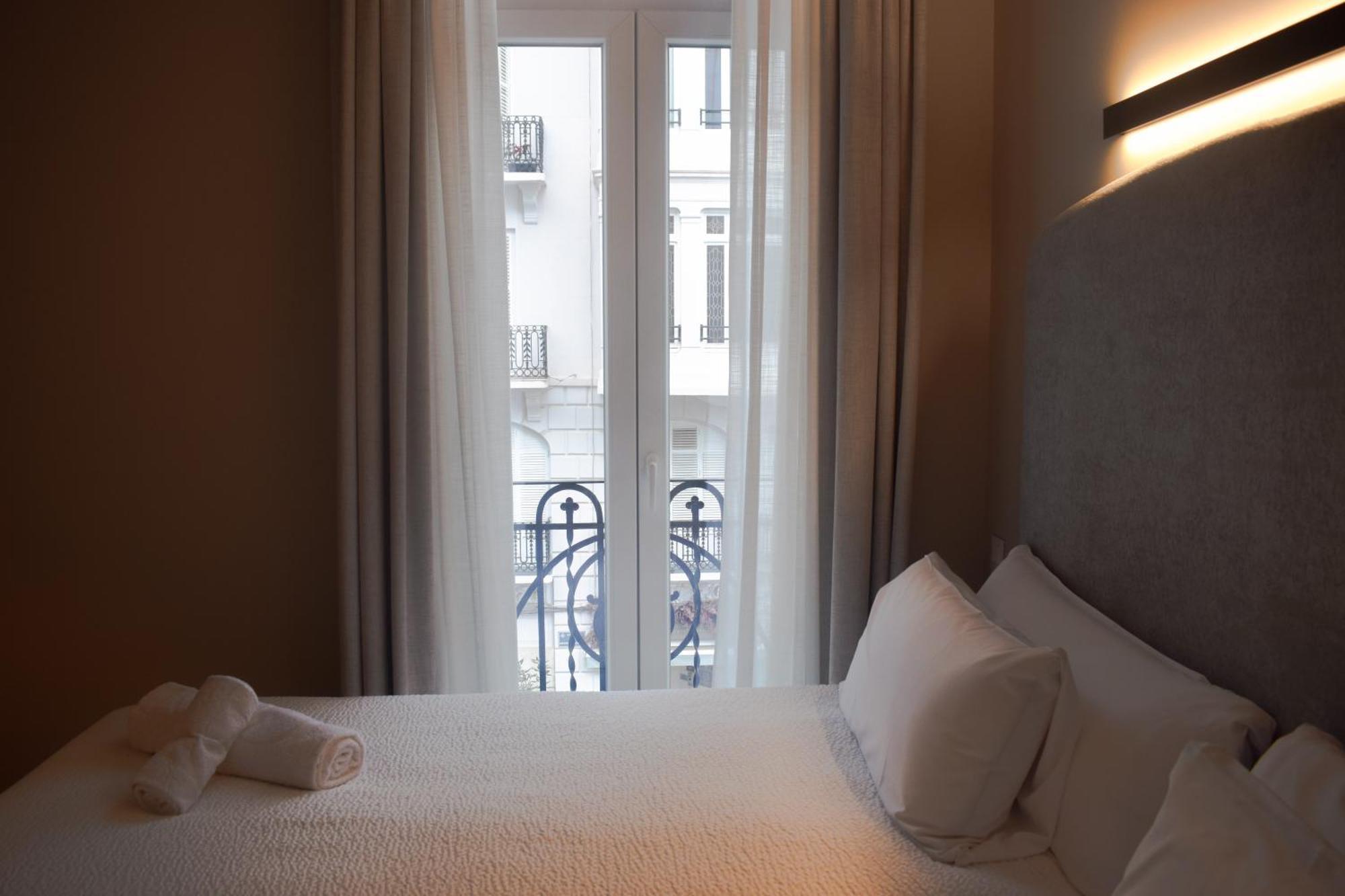 Valencia Apartamentos Goya Bagian luar foto